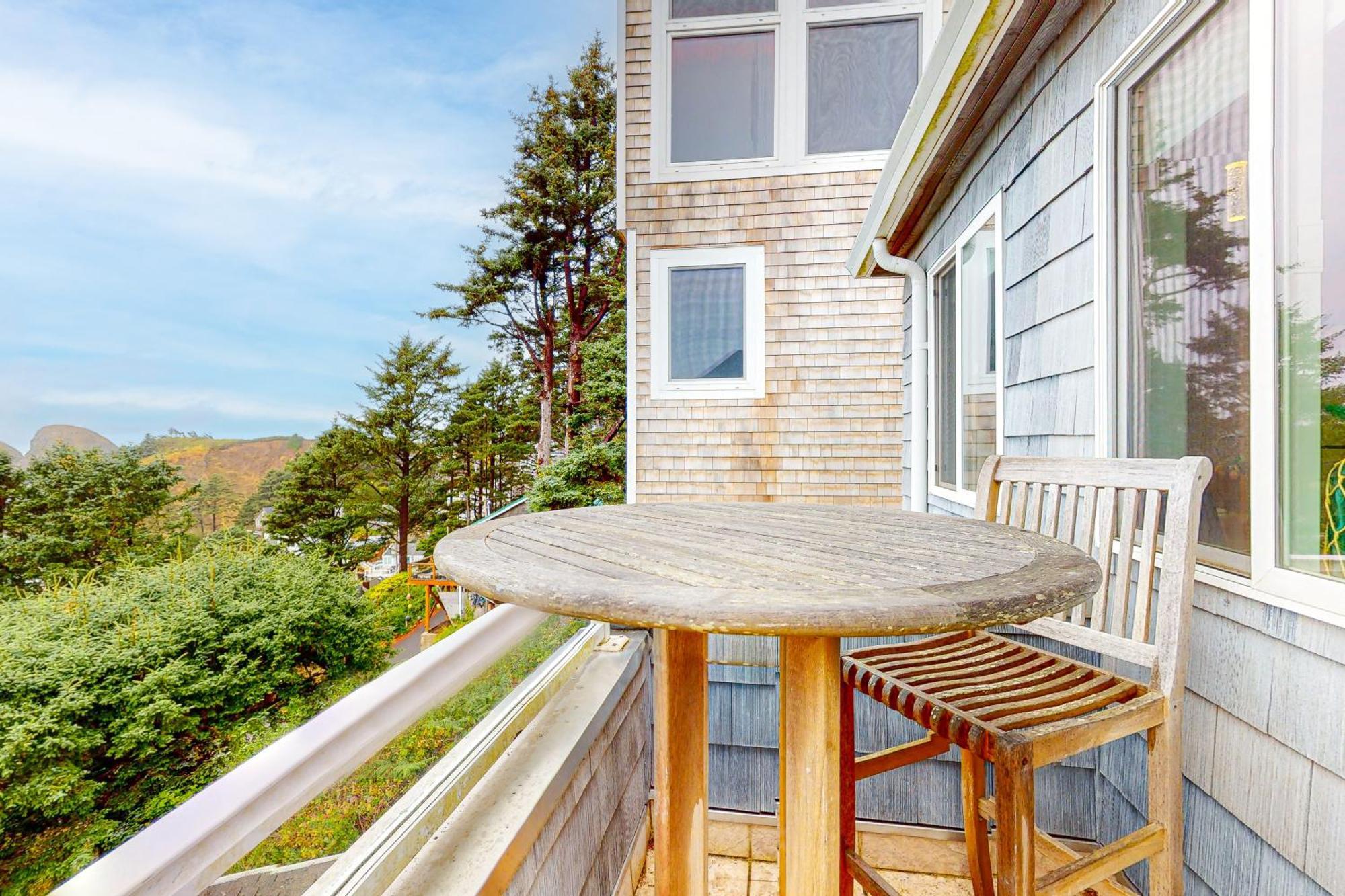 Berni's Ocean View Castle - The Potter's Wheel Appartement